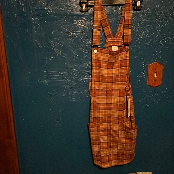 Overalls - Picture 1 of 8